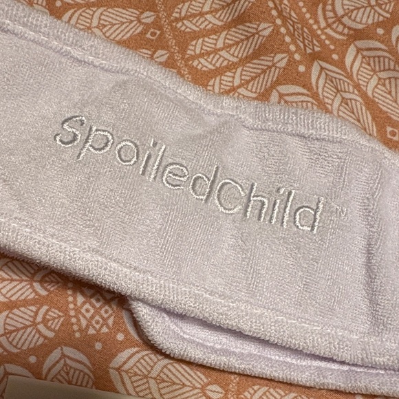 Spoiled White Spa Headband and hair clips - Picture 4 of 4